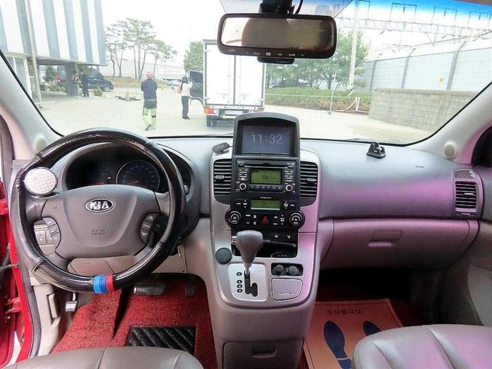 2013 - kia carnival