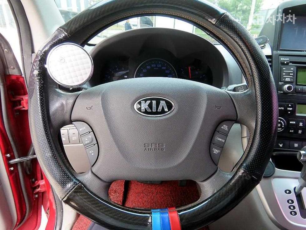 2013 - kia carnival
