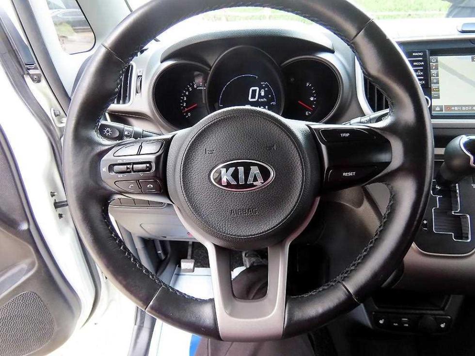2018 - kia ray