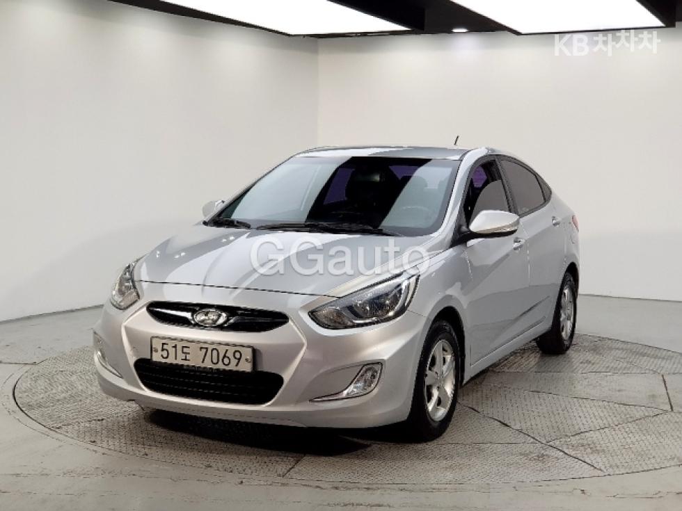 2013 hyundai accent
