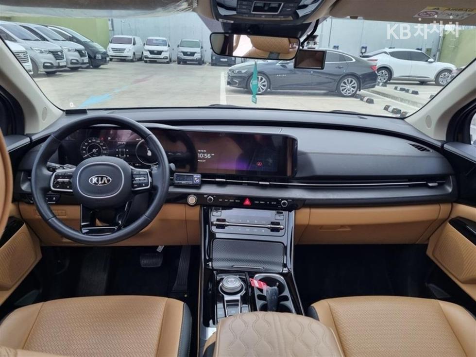 2021 - kia carnival