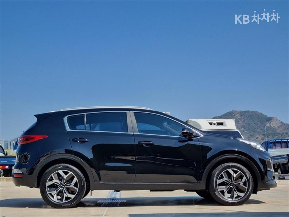 2020 - kia sportage