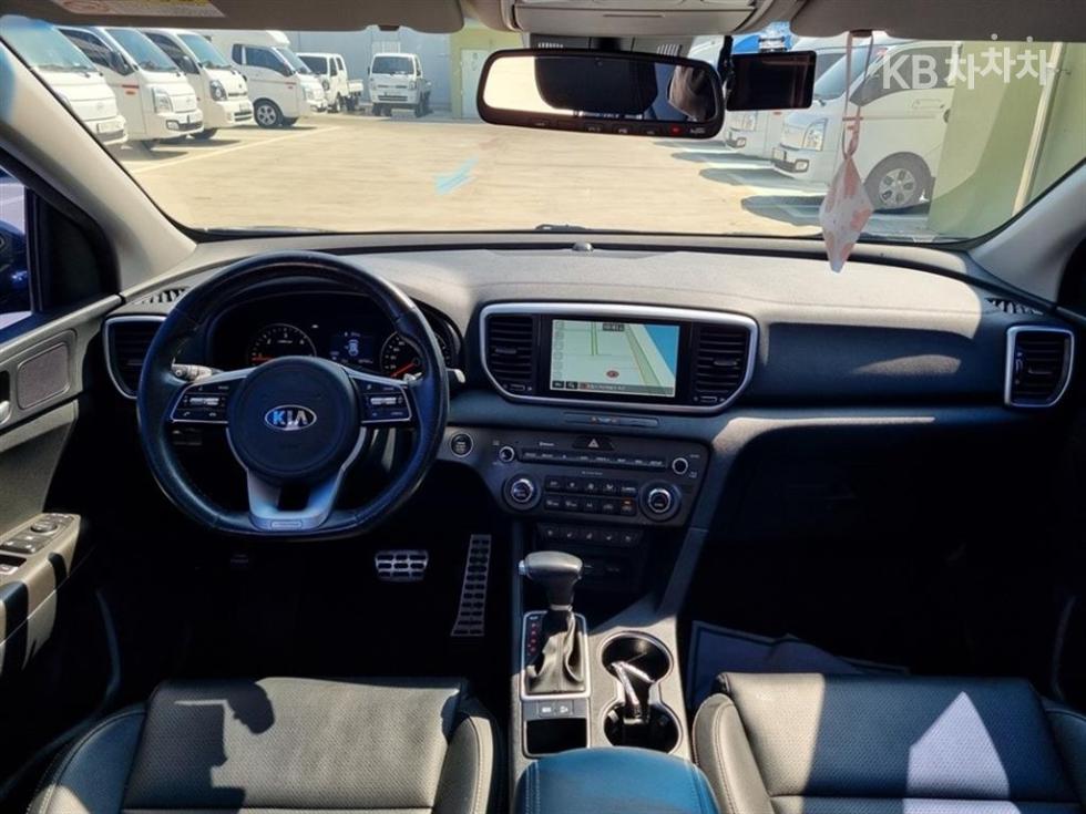 2020 - kia sportage