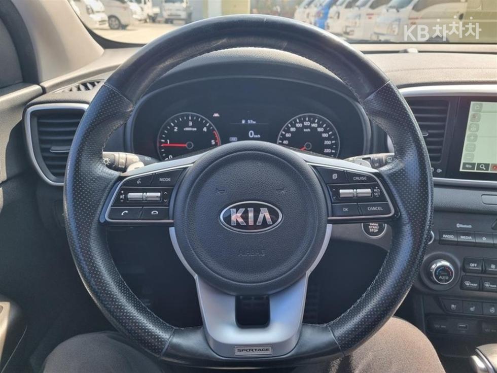 2020 - kia sportage