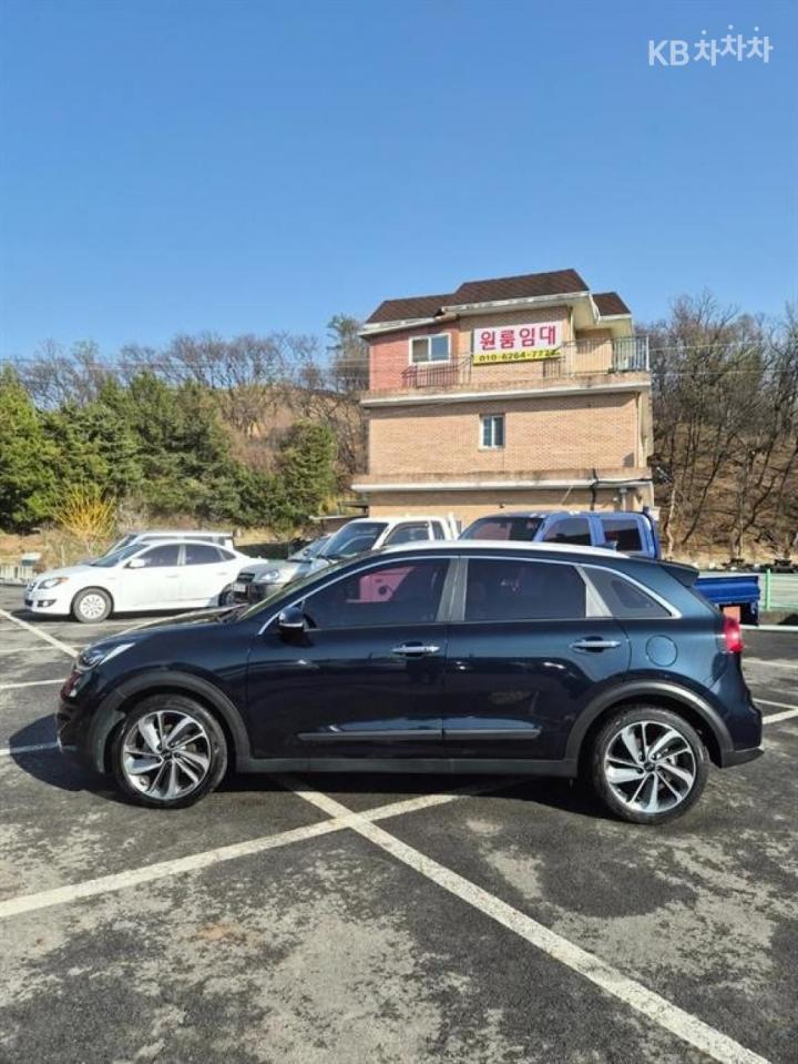 Kia Niro 1.6 Noblesse 5