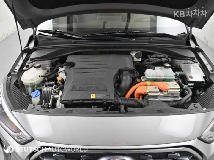 Hyundai IONIQ I 7