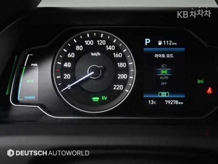Hyundai IONIQ I 9