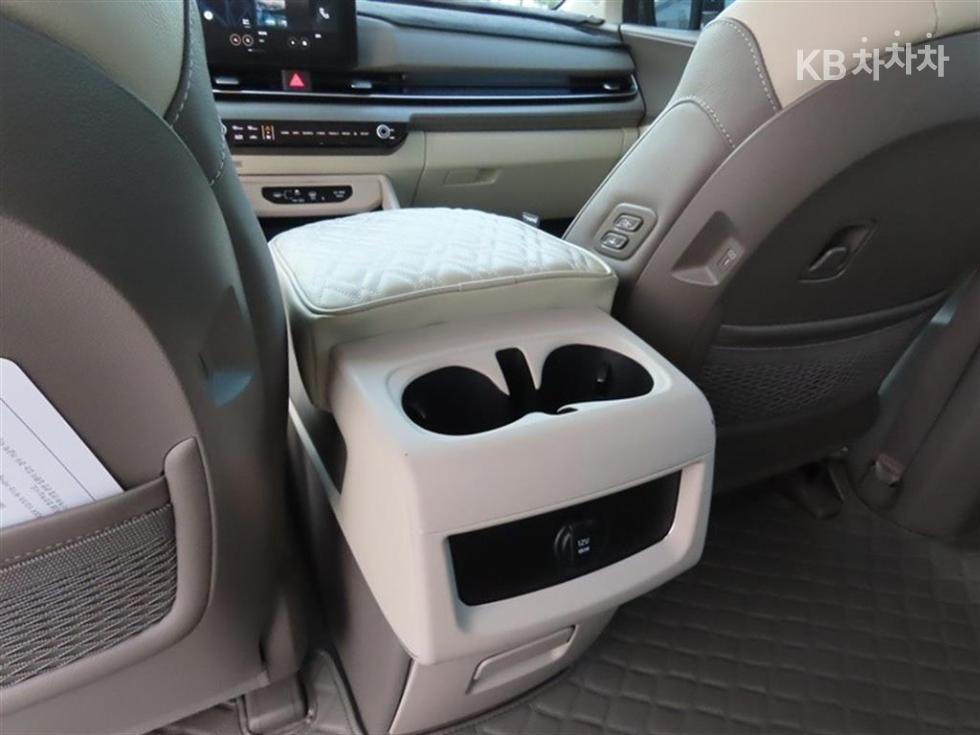 2025 - kia carnival