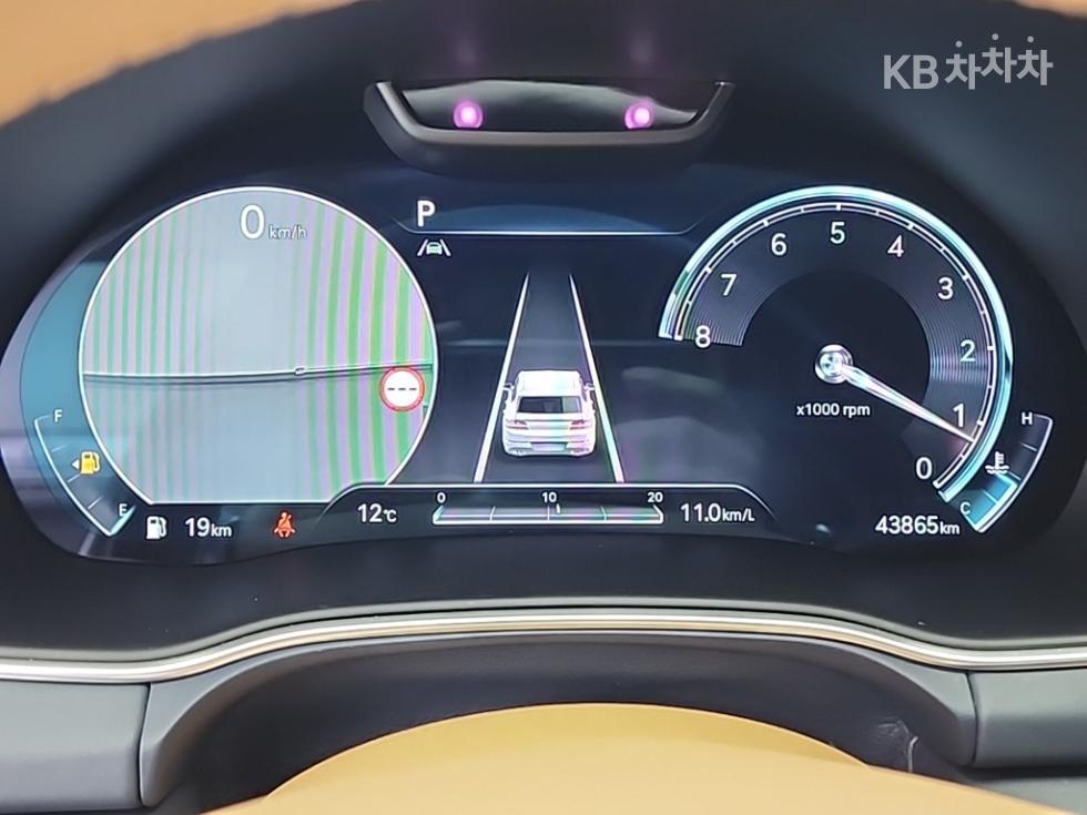 2023 Genesis GV80 photo