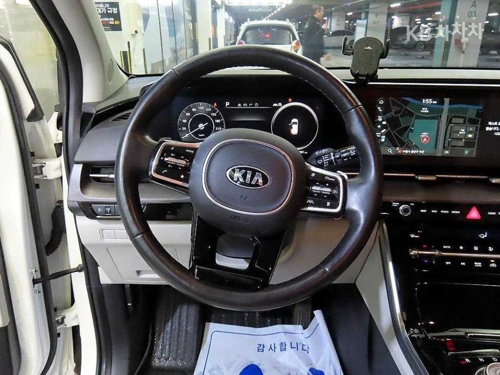 2021 - kia carnival
