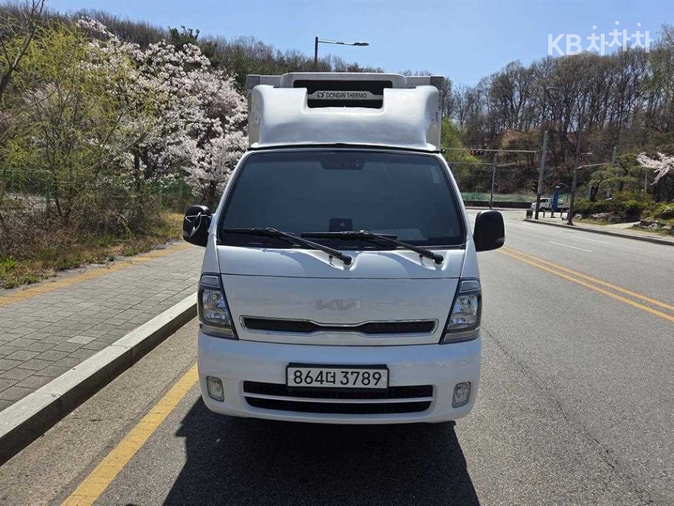 2023 - kia bongo iii