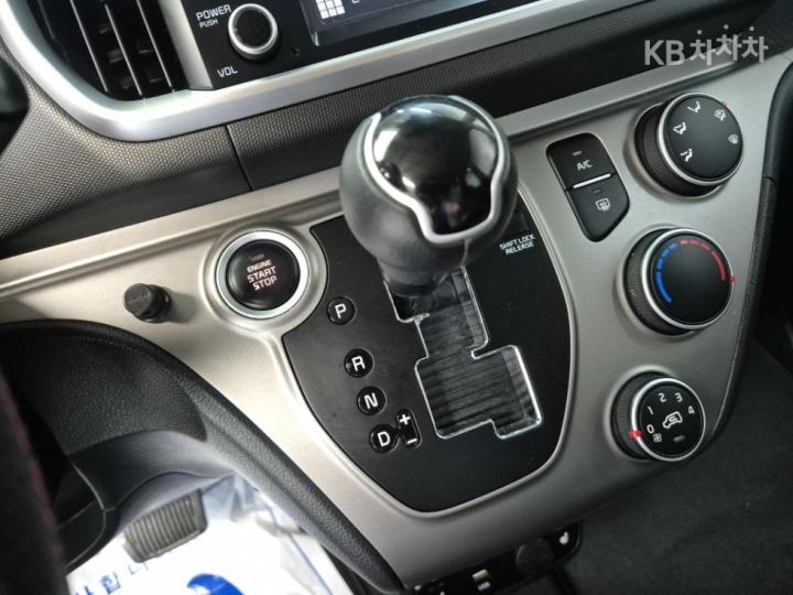 Kia Ray 1.0 Gasoline Best Selection 8