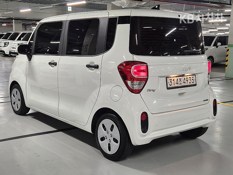 2022 - kia ray