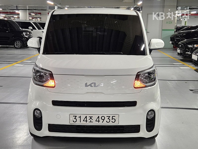 2022 - kia ray