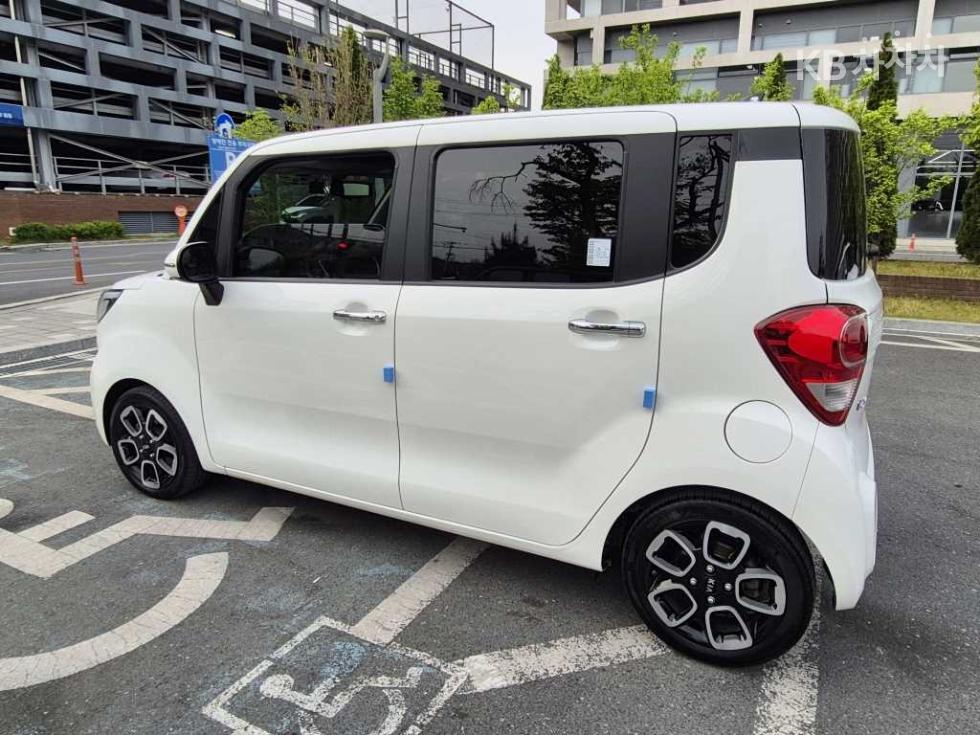 2020 - kia ray