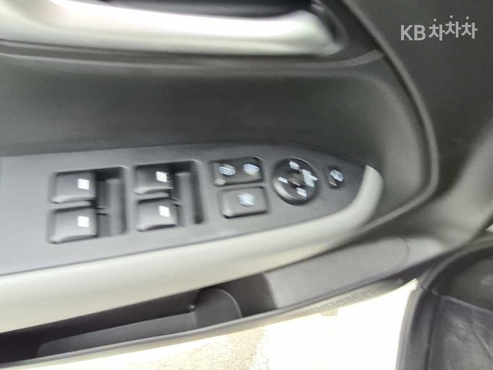 2020 - kia ray