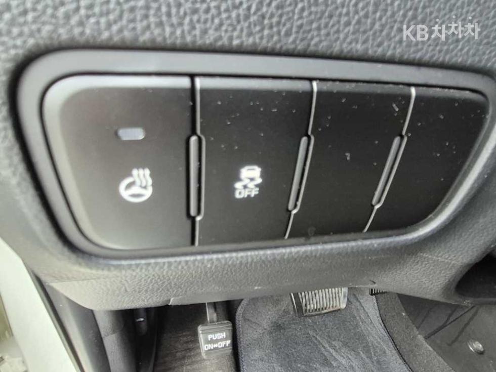2020 - kia ray