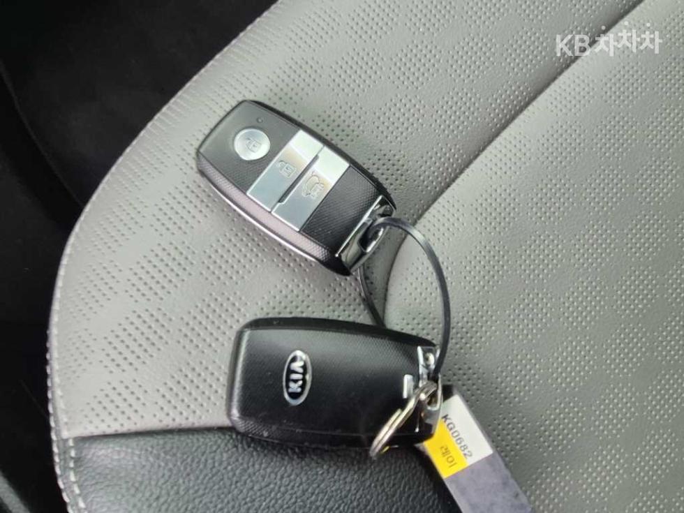 2020 - kia ray