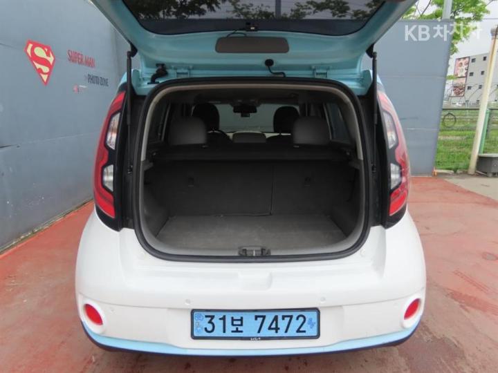 Kia Soul EV 6