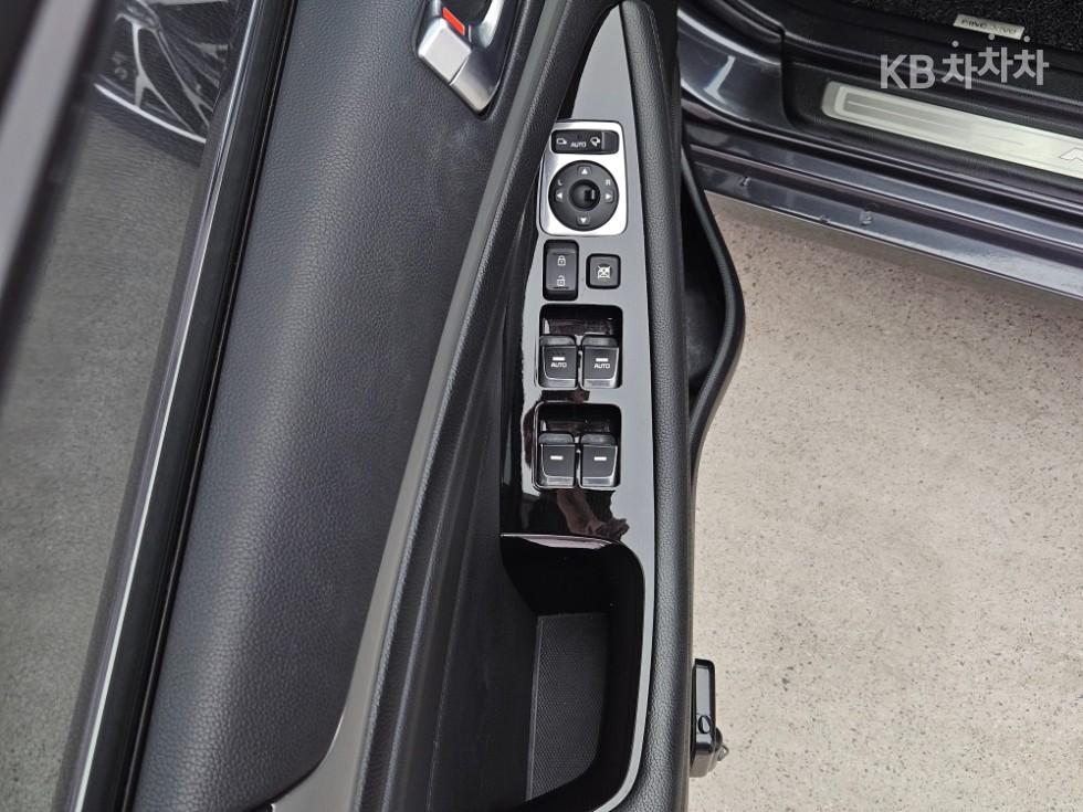 2014 - kia k7