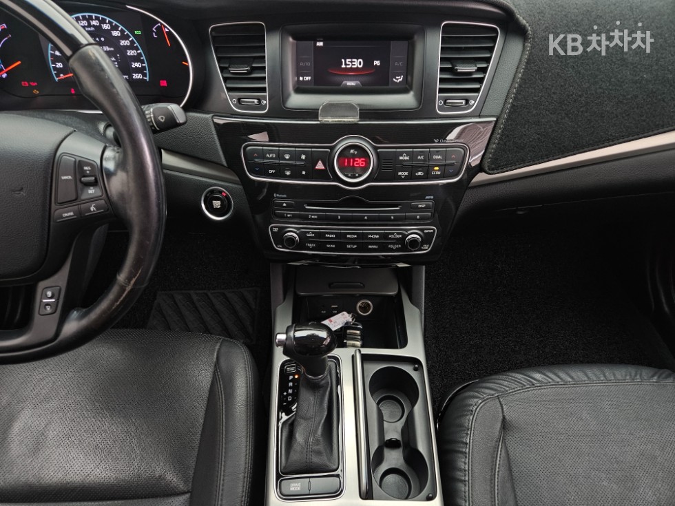 2014 - kia k7