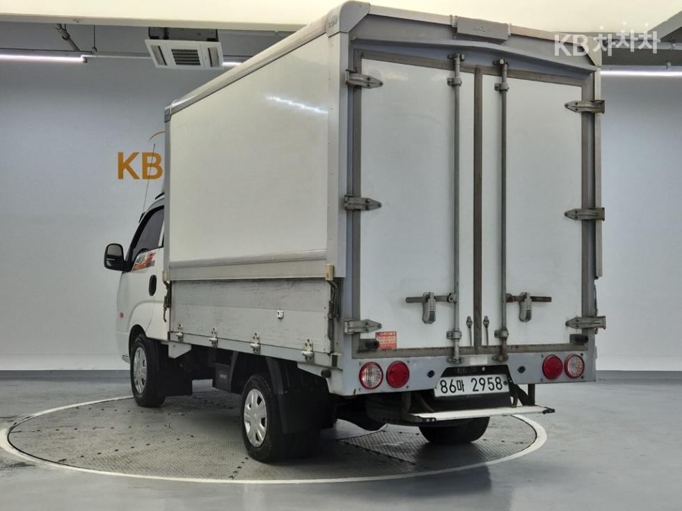 2019 - kia bongo iii