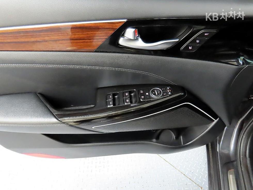 2016 - kia k7