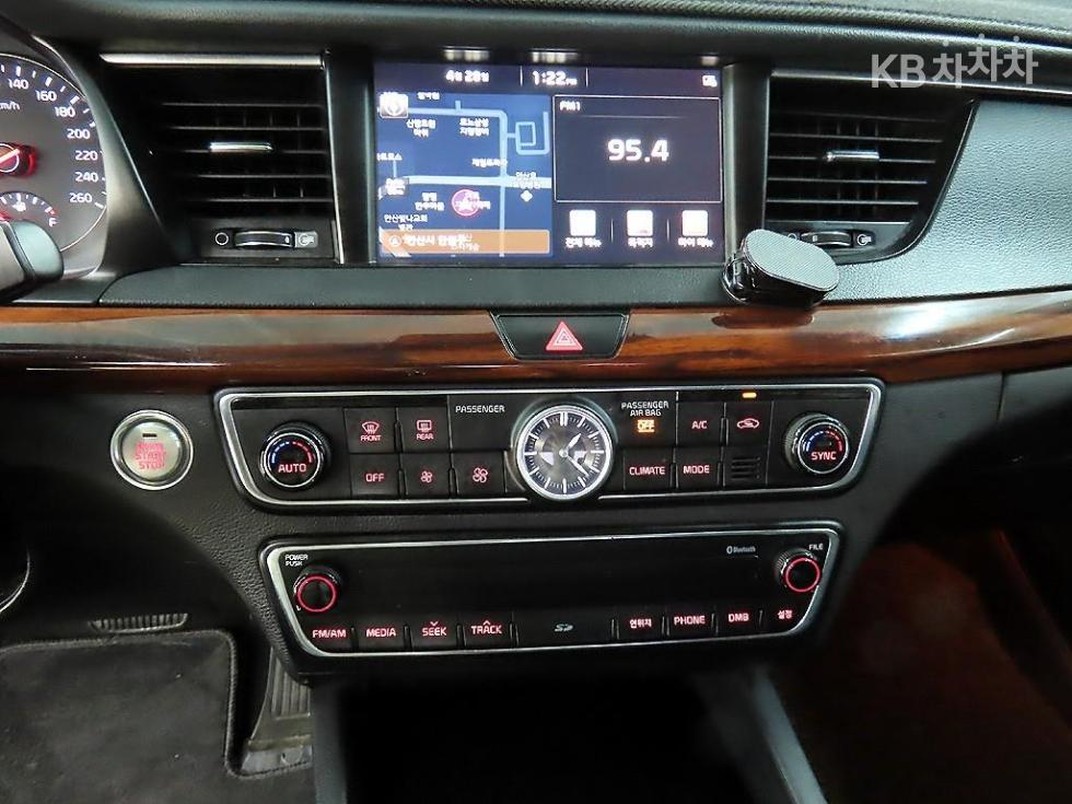 2016 - kia k7