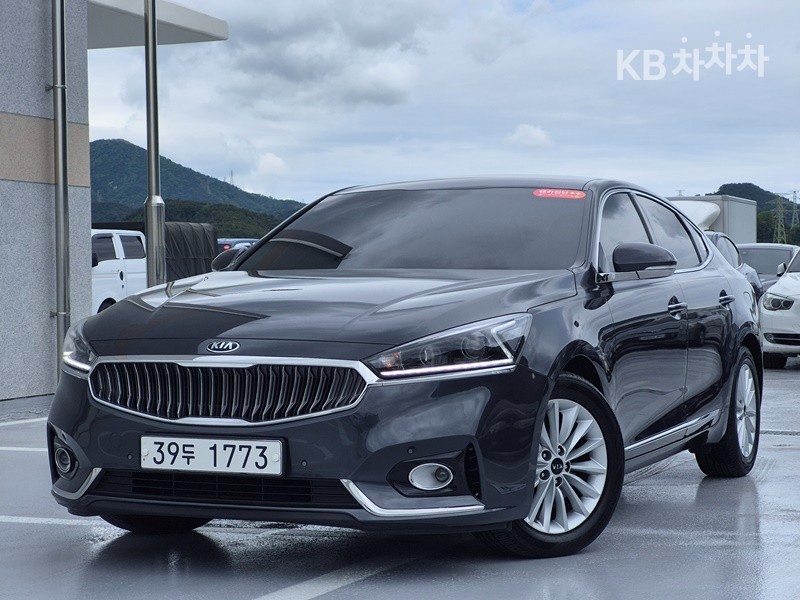 2017 - kia k7