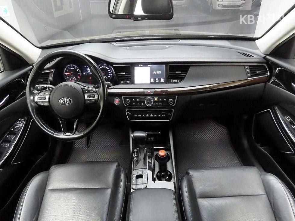 Kia K7 — miniaturë 8