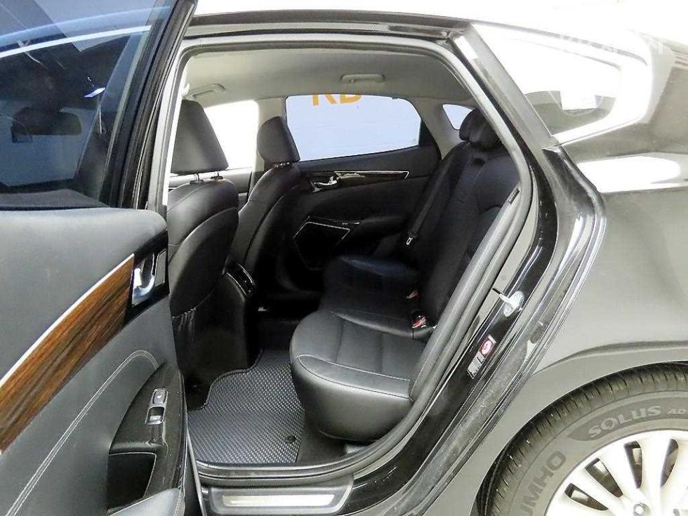 2018 - kia k7
