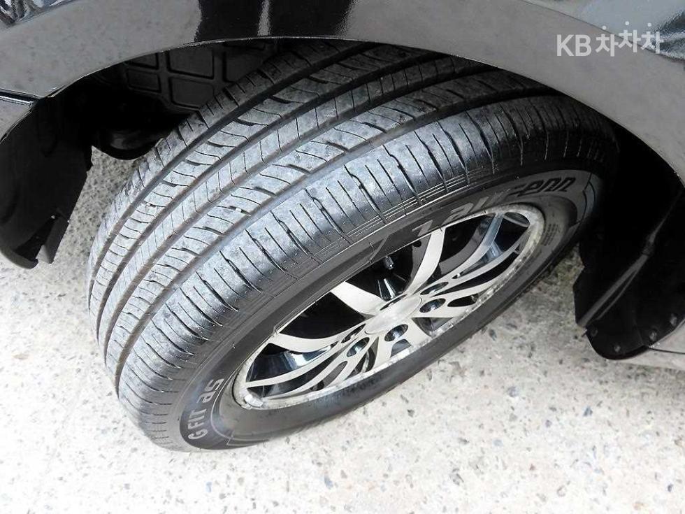 2011 - kia carnival