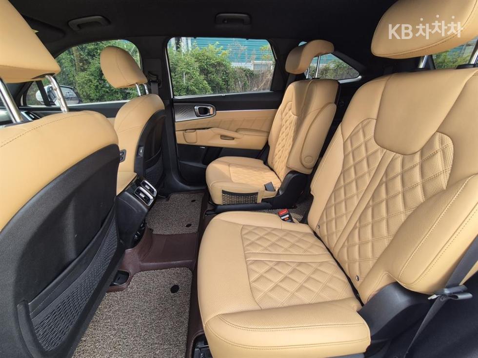 2021 - kia sorento