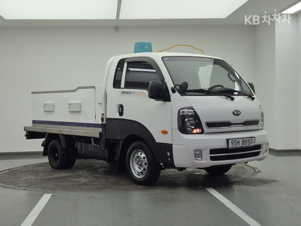 2016 - kia bongo iii