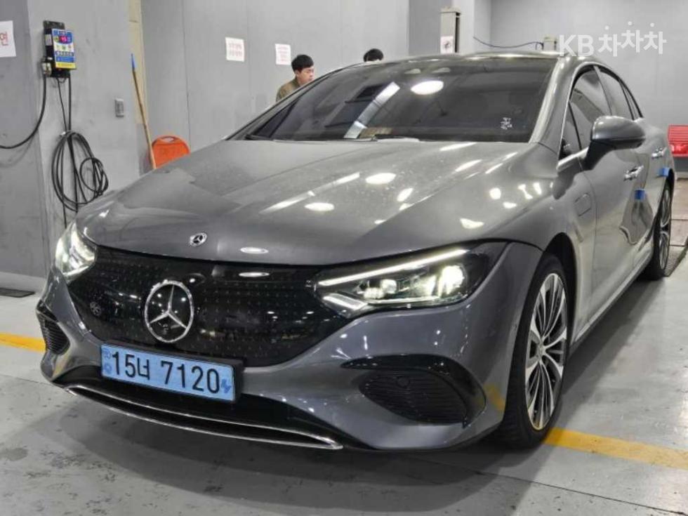 벤츠 EQE (V295)