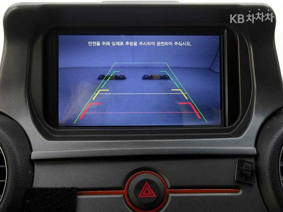Kia Carens — miniaturë 15