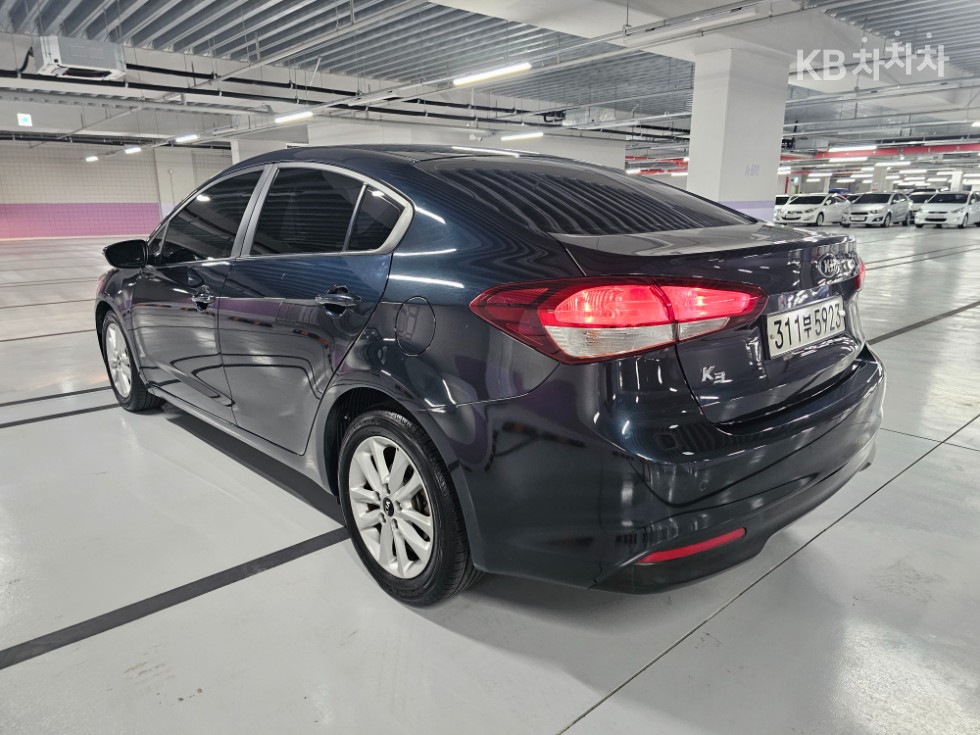 2017 - kia k3