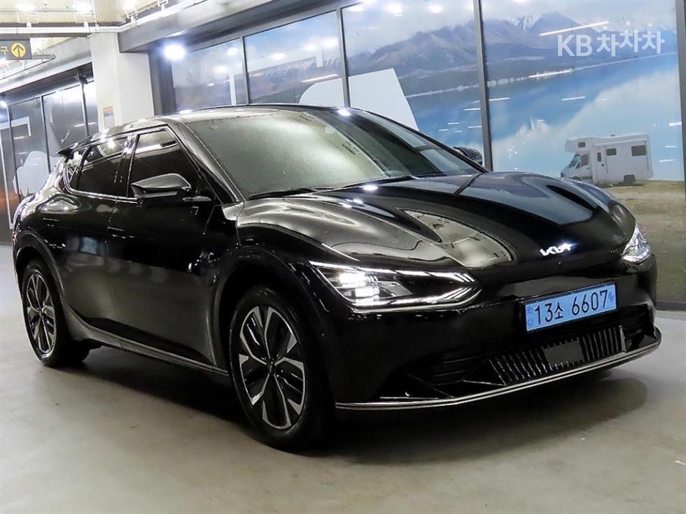 기아 EV6 롱 레인지 4WD 어스