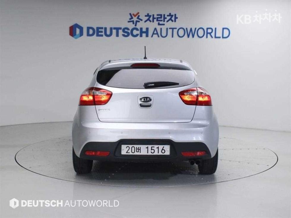 2014 - kia pride