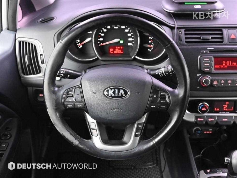 2014 - kia pride