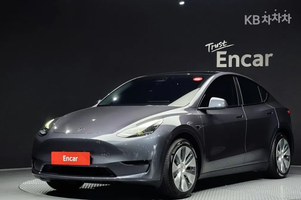 테슬라 Model Y RWD 기본형