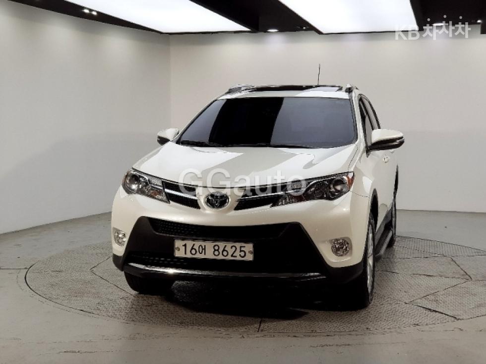 2015 - toyota rav4