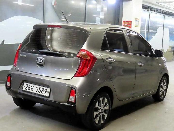 Kia Morning Deluxe 5
