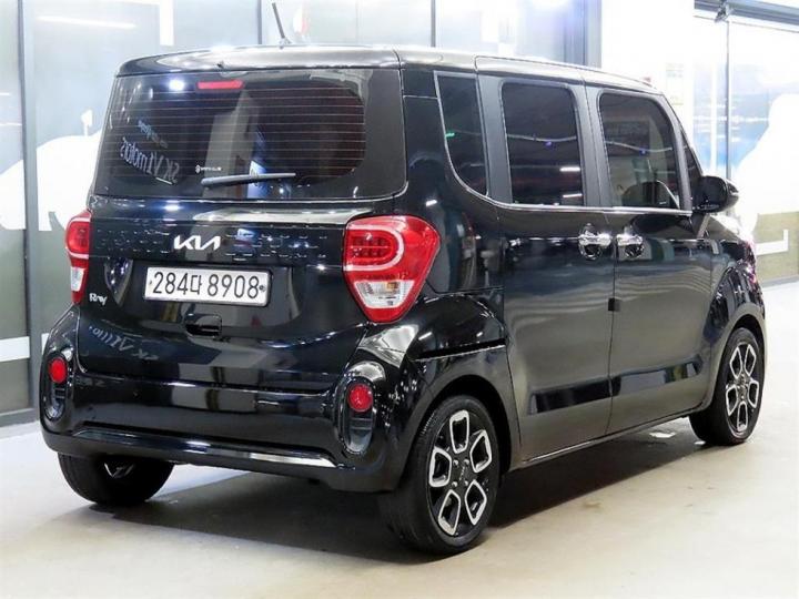 Kia Ray 1.0 Gasoline Signature — фото 4