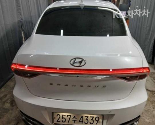 Hyundai Grandeur Hybrid 2.4 Premium Choice — фото 5