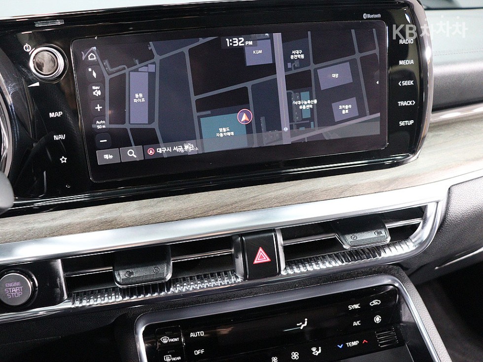 2023 - kia k5