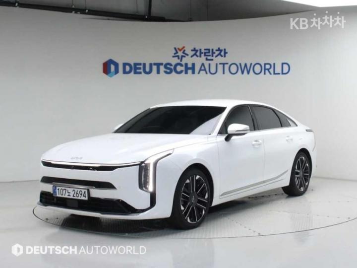 Kia K8 Hybrid 1.6 Turbo HEV Signature