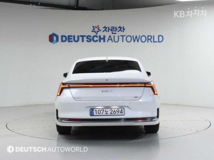 Kia K8 Hybrid 1.6 Turbo HEV Signature — фото 4