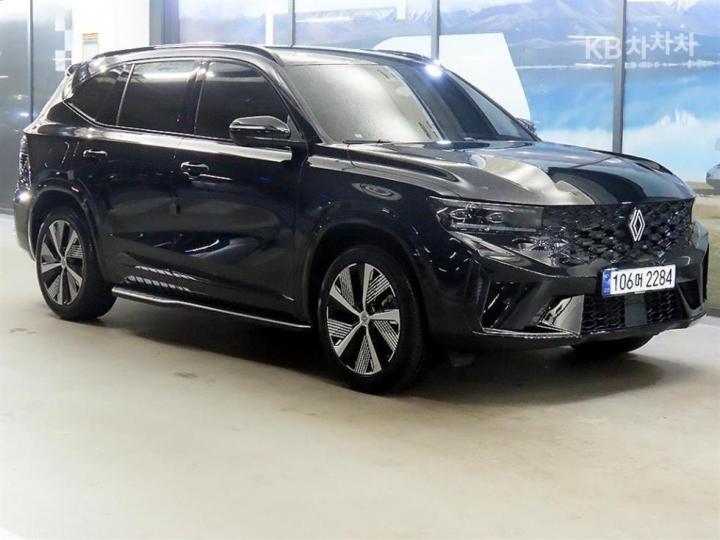 Renault Koleos E-Tech Hybrid Iconic
