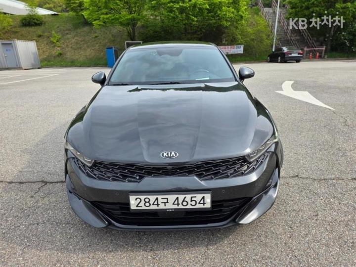 Kia K5 2.0 Gasoline Signature